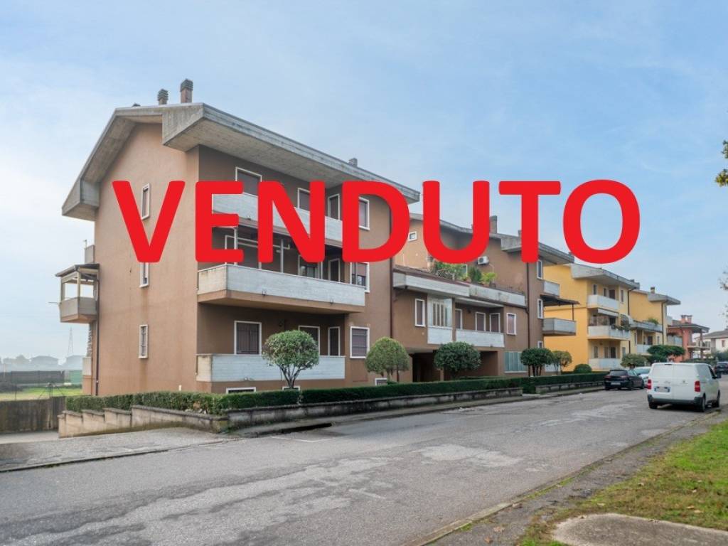 appartamento in vendita a Villafranca di Verona
