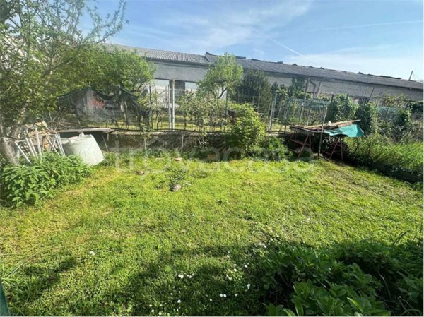 appartamento in vendita a Villafranca di Verona