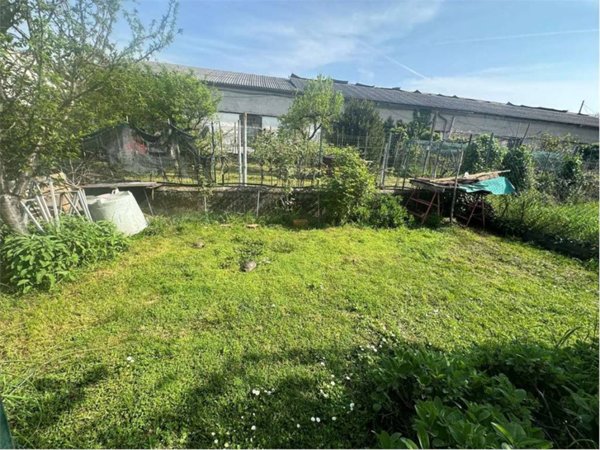 appartamento in vendita a Villafranca di Verona