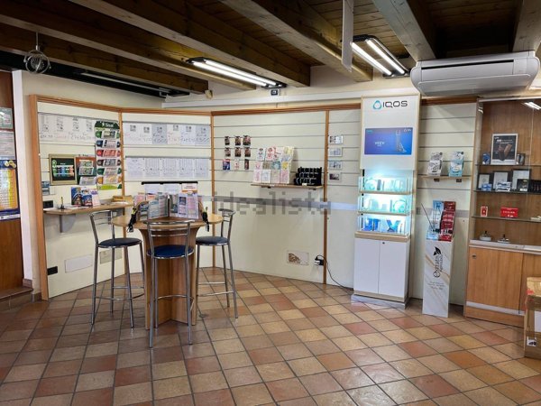 locale di sgombero in vendita a Villafranca di Verona