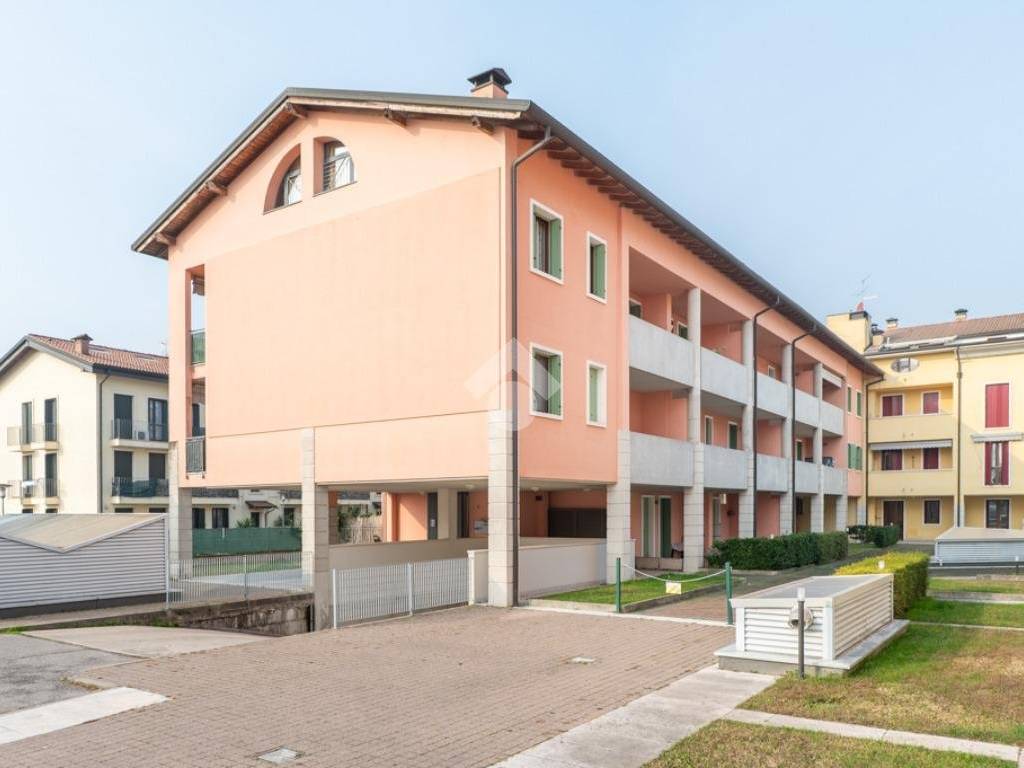 appartamento in vendita a Villafranca di Verona
