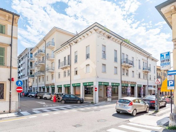 appartamento in vendita a Villafranca di Verona