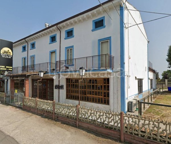 negozio in vendita a Villafranca di Verona