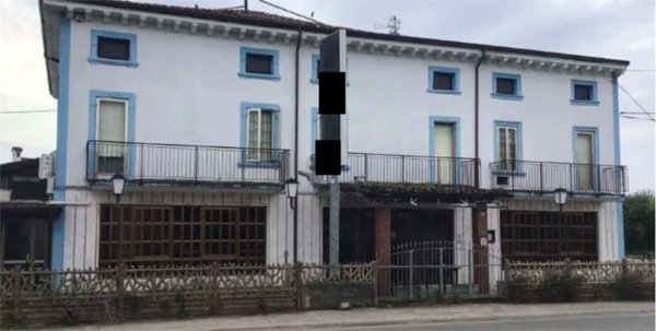 negozio in vendita a Villafranca di Verona