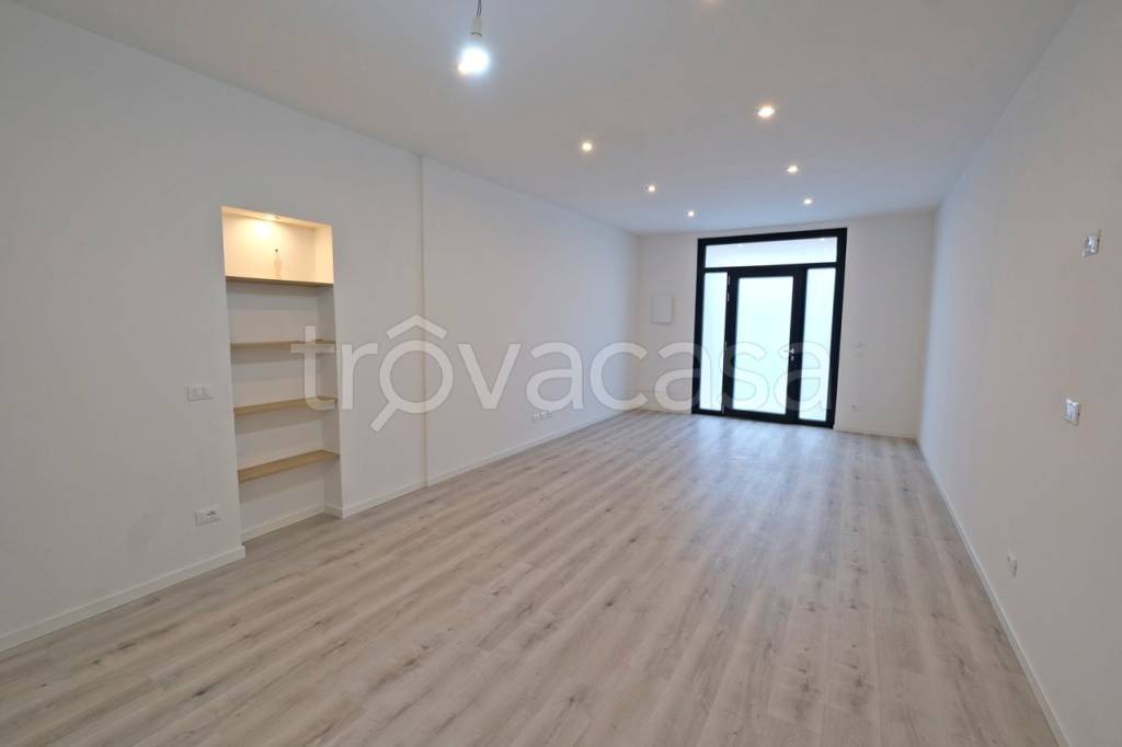 appartamento in vendita a Villafranca di Verona in zona Quaderni