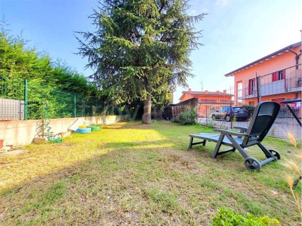 casa indipendente in vendita a Villafranca di Verona