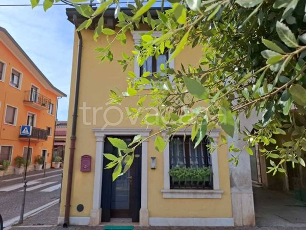 appartamento in vendita a Villafranca di Verona