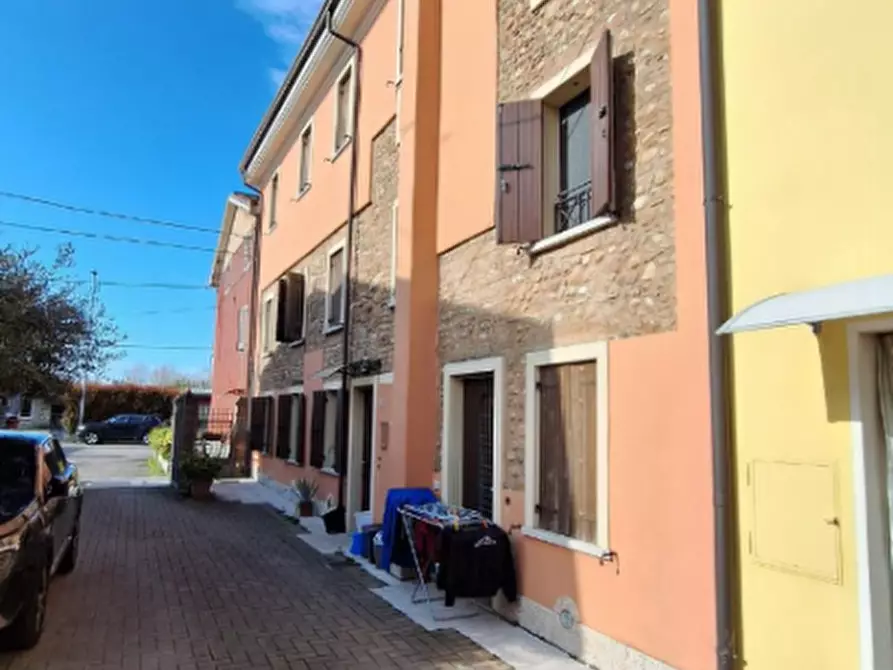 casa indipendente in vendita a Villafranca di Verona