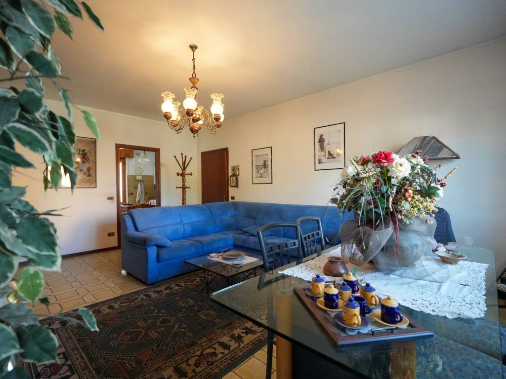 appartamento in vendita a Villafranca di Verona