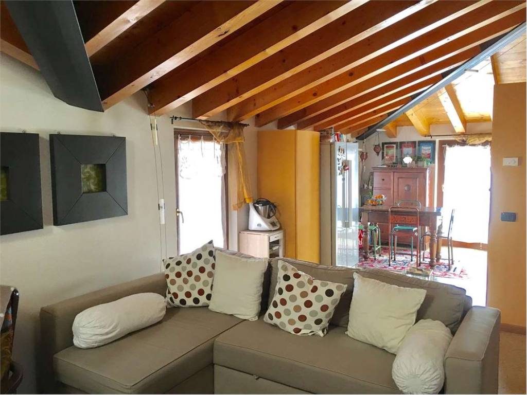 appartamento in vendita a Villafranca di Verona