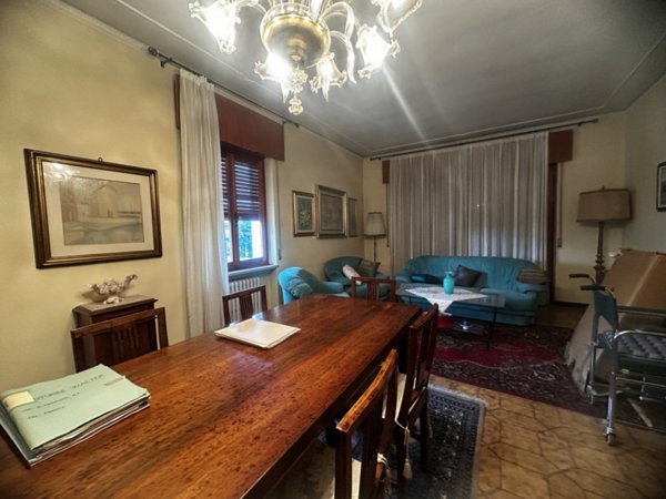 casa indipendente in vendita a Villafranca di Verona
