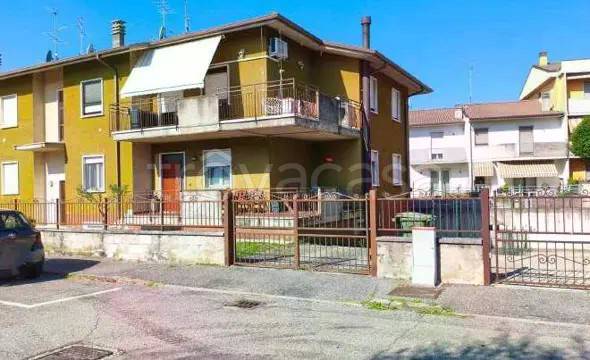 appartamento in vendita a Villafranca di Verona