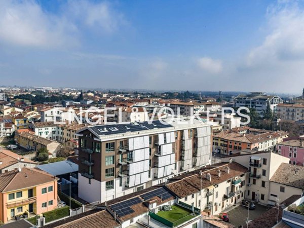 appartamento in vendita a Villafranca di Verona