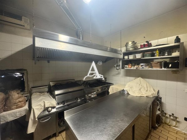 negozio in vendita a Villafranca di Verona