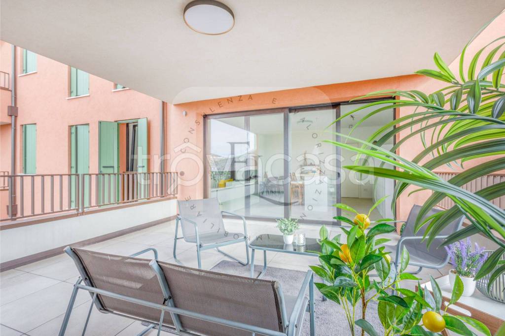 appartamento in vendita a Villafranca di Verona