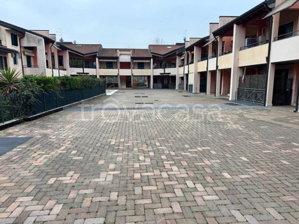 appartamento in vendita a Villafranca di Verona