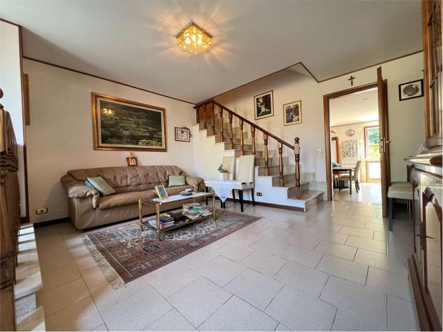 casa indipendente in vendita a Villafranca di Verona