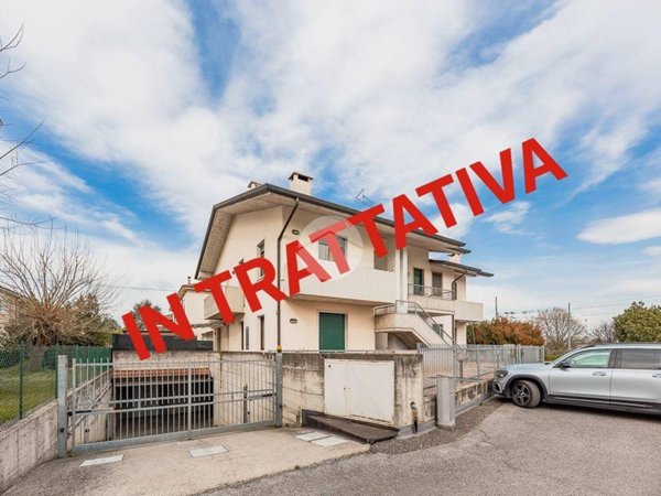 appartamento in vendita a Villafranca di Verona