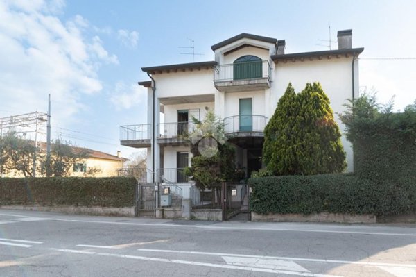appartamento in vendita a Villafranca di Verona