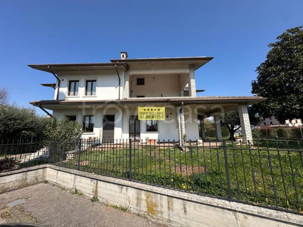 appartamento in vendita a Villafranca di Verona