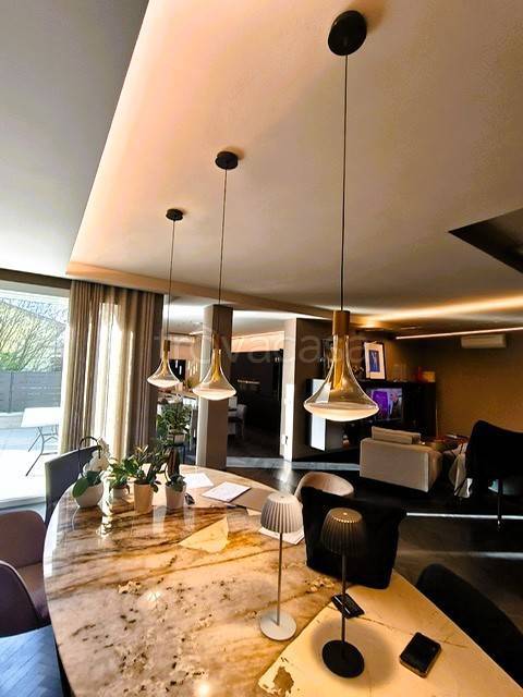 casa indipendente in vendita a Villafranca di Verona in zona Dossobuono