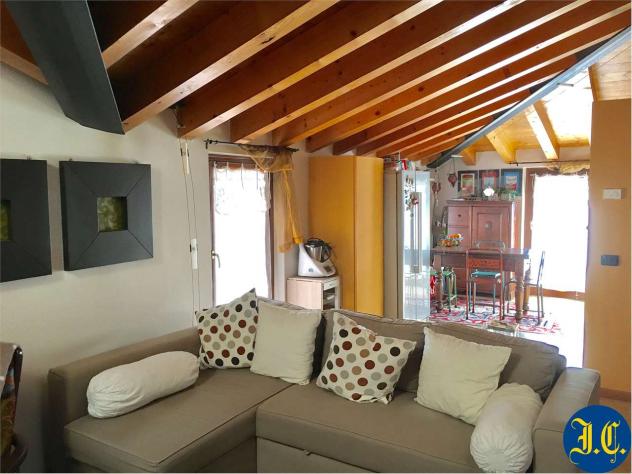 appartamento in vendita a Villafranca di Verona