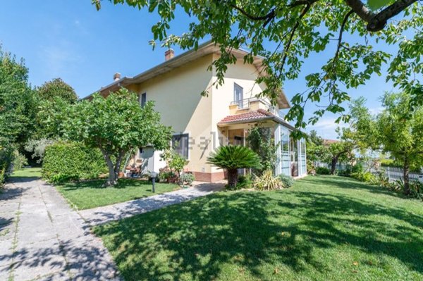 appartamento in vendita a Villafranca di Verona