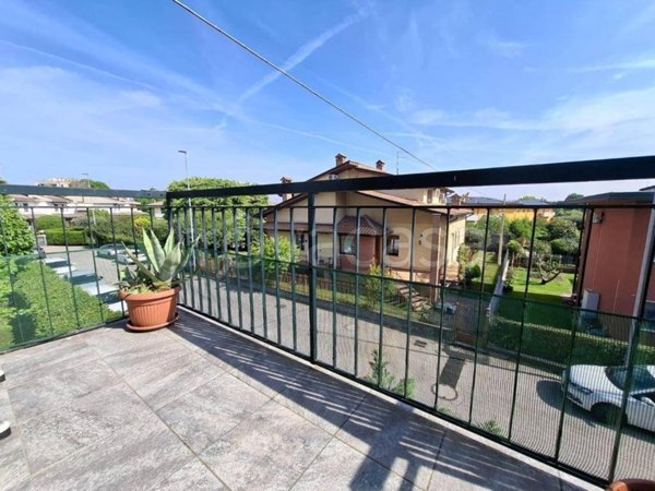 appartamento in vendita a Villafranca di Verona