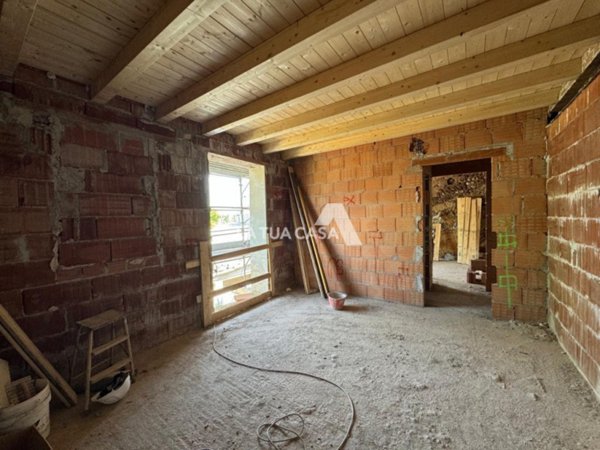 appartamento in vendita a Villafranca di Verona in zona Pizzoletta