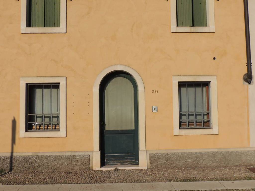 ufficio in vendita a Villafranca di Verona