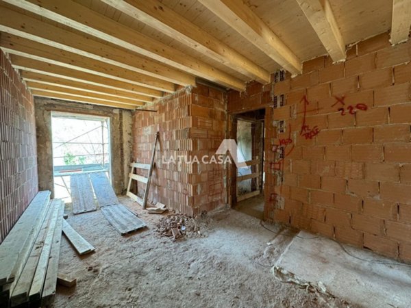 appartamento in vendita a Villafranca di Verona in zona Pizzoletta