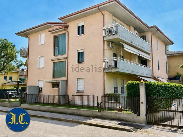 appartamento in vendita a Villafranca di Verona