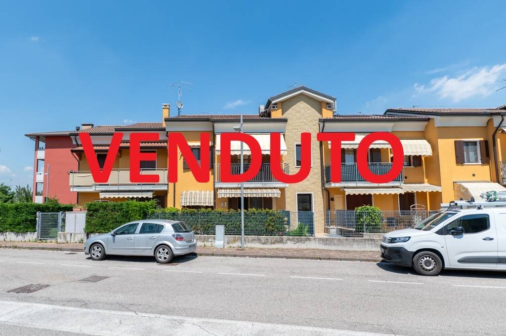 appartamento in vendita a Villafranca di Verona in zona Alpo