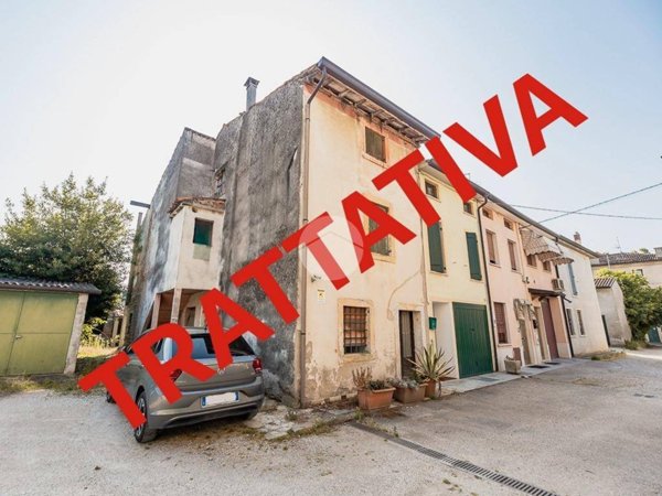 appartamento in vendita a Villafranca di Verona in zona Dossobuono