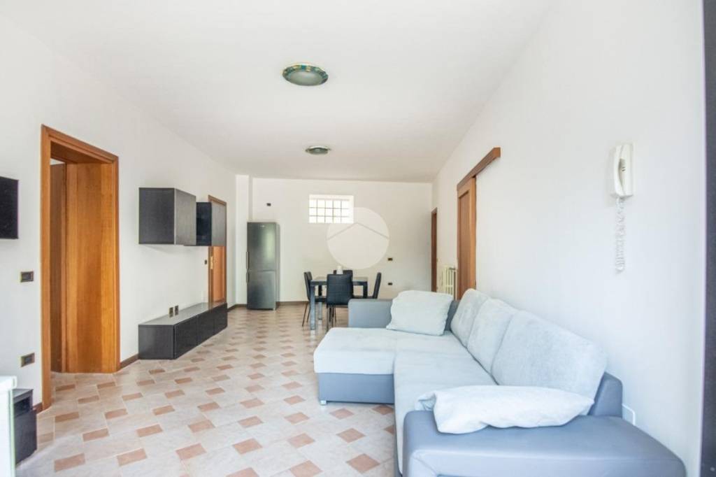 appartamento in vendita a Villafranca di Verona in zona Rosegaferro