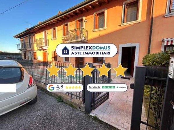 appartamento in vendita a Villafranca di Verona in zona Rosegaferro