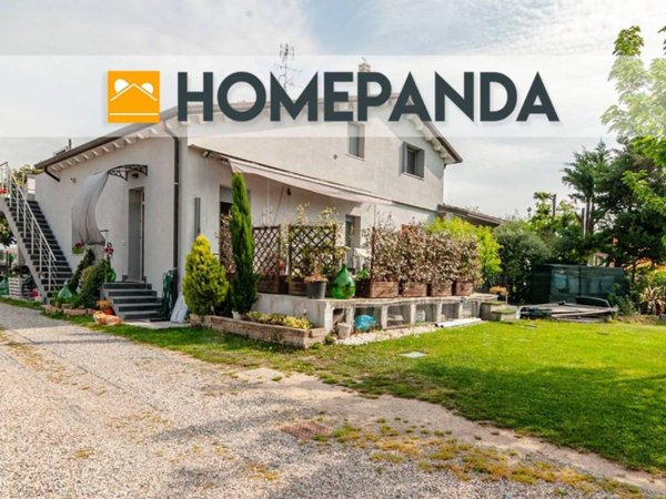 casa indipendente in vendita a Villafranca di Verona