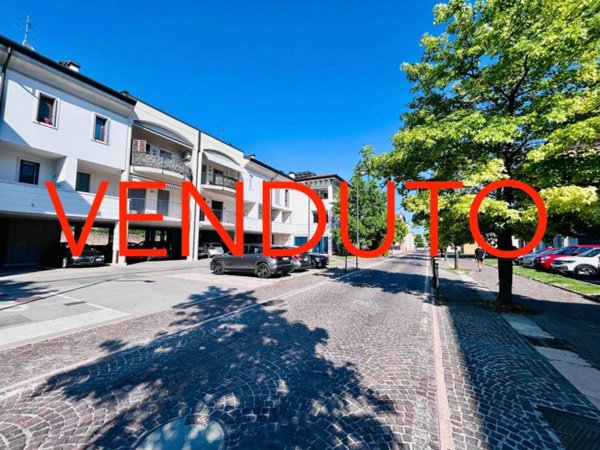 appartamento in vendita a Villafranca di Verona