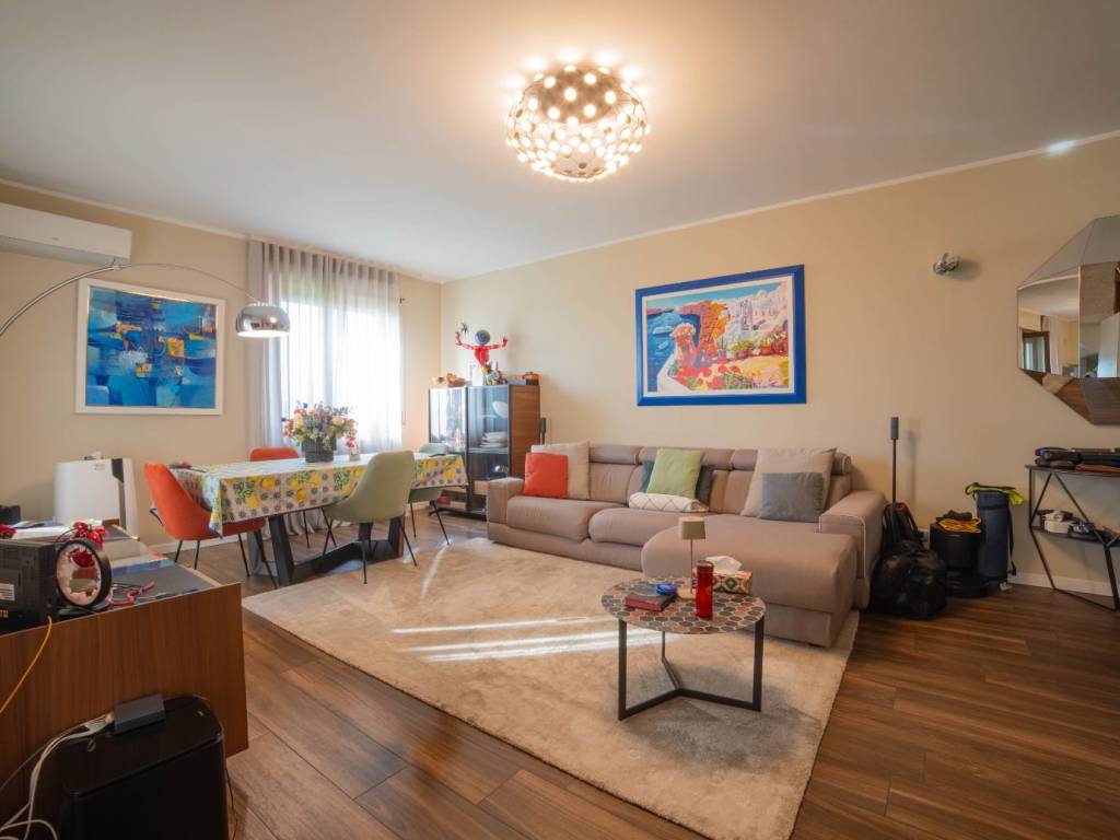 appartamento in vendita a Villafranca di Verona