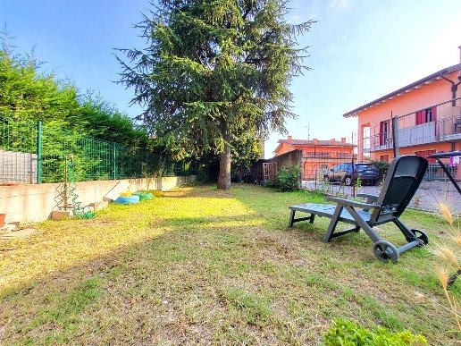 casa indipendente in vendita a Villafranca di Verona in zona Pizzoletta