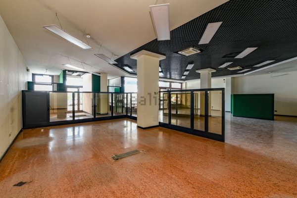 ufficio in vendita a Villafranca di Verona