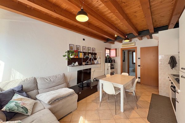 appartamento in vendita a Villafranca di Verona in zona Dossobuono