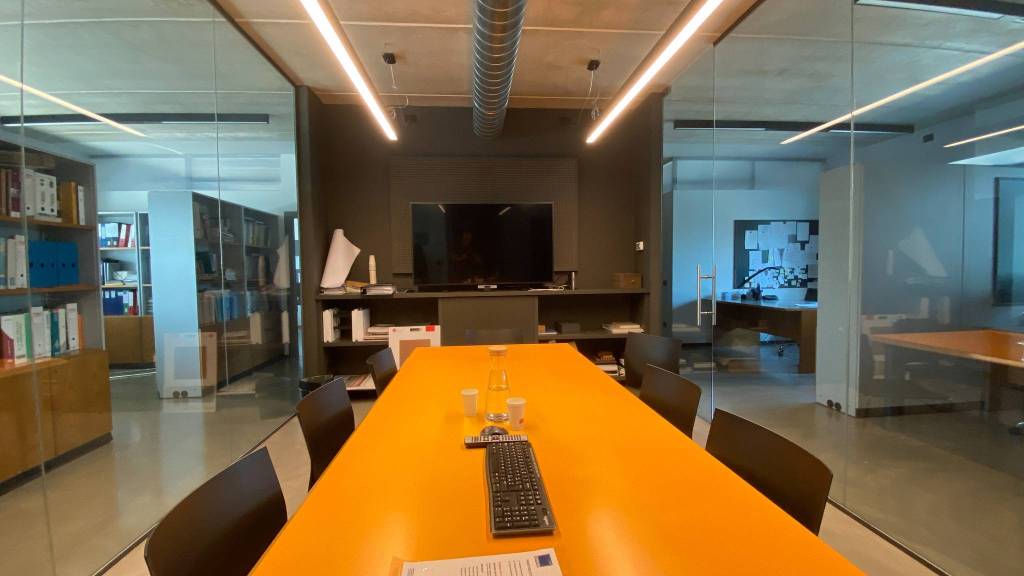 ufficio in vendita a Villafranca di Verona in zona Caluri