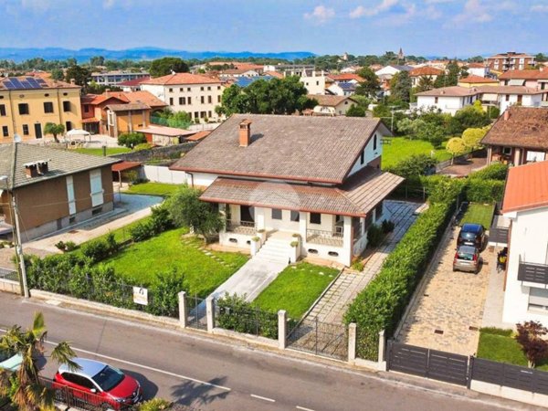 casa indipendente in vendita a Zevio