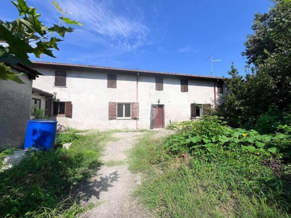 casa indipendente in vendita a Zevio