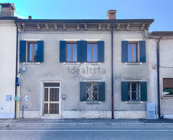 casa indipendente in vendita a Zevio