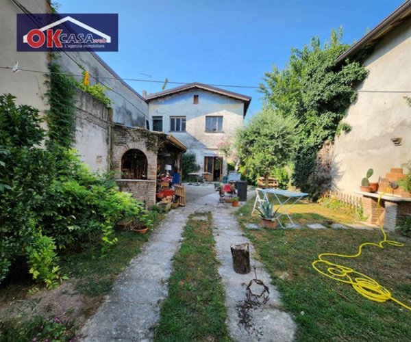 casa indipendente in vendita a Zevio in zona Santa Maria