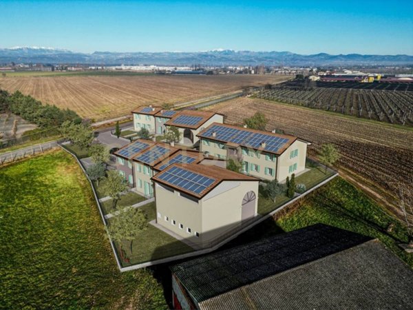 casa indipendente in vendita a Zevio