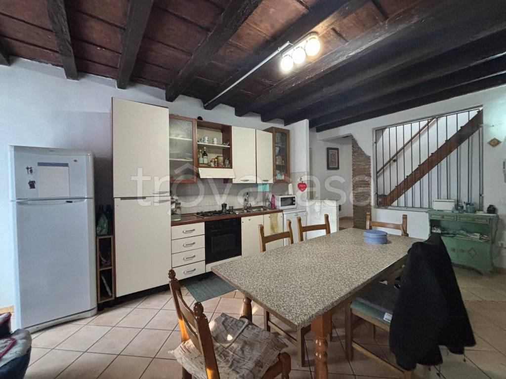 appartamento in vendita a Zevio in zona Santa Maria