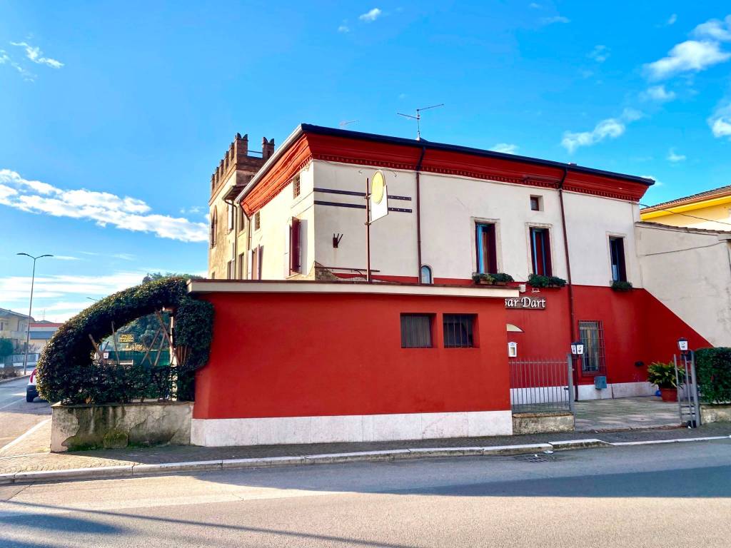 appartamento in vendita a Zevio in zona Santa Maria